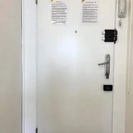 Daszynskiego ~ Self Check-in 20h ~ Lift